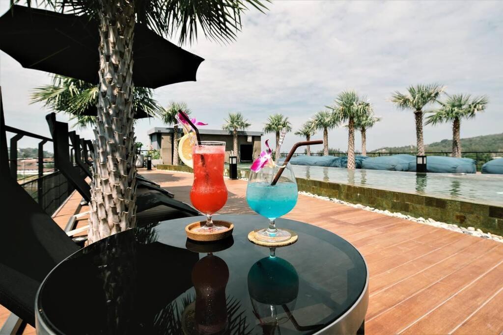 Kamala Beach P55 Exclusive Junior Suite Экстерьер фото